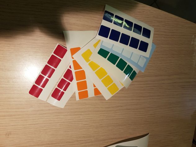 adesivi quadrati ricambio per cubo di rubik come in foto con colori a scelta - Foto 5