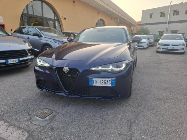 Alfa Romeo Giulia 2.2 allestimento " COMPETIZIONE "