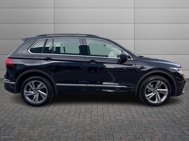 Volkswagen Tiguan 2ª SERIE 2.0 TDI 150 CV SCR DSG 4MOTION R-Line - Foto 6