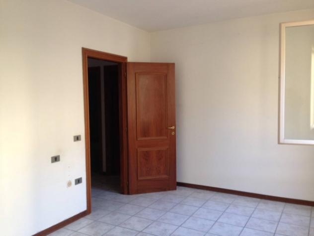 Appartamento di 118 m² con 4 locali in vendita a Bastiglia - Foto 4