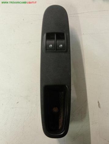 INTERRUTTORE ALZACRISTALLI ANT. SX 999-U1561652 Parti elettriche  Impianto elettrico  Interruttori  Inte LANCIA - NEW YPSILON - 2011  2015, LANCIA - N