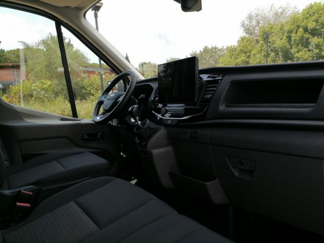 Ford Transit 350 fwd 2.0 ecoblue 130cv trend L2H2 - Foto 7