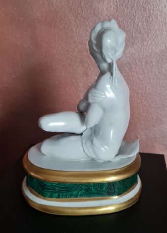 Figurina Porcellana  Mangani vintage  '   VIRGO  '. - Foto 2