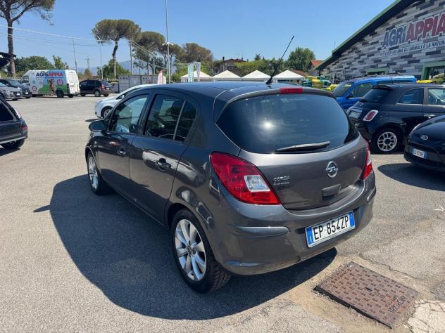 Opel Corsa 1.2 BENZ 85CV 5P KM 67000 - 2013 - Foto 4