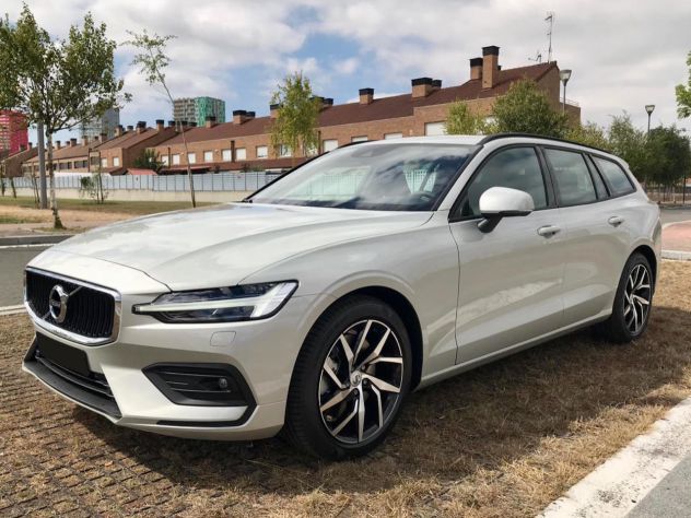 Volvo V60 T6 310cv AWD Momentum AUT. - Foto 3