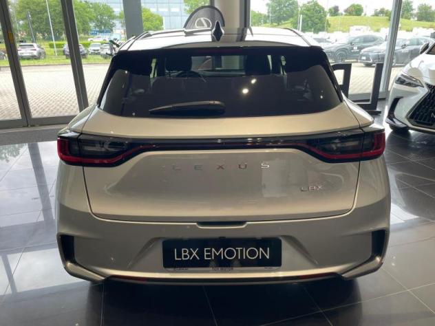 Lexus LBX Hybrid Emotion - Foto 6
