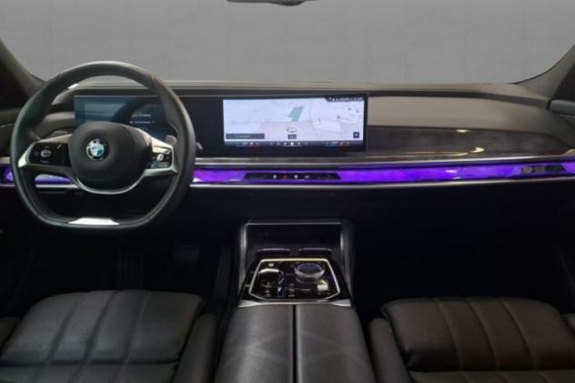 BMW 740 d xDrive rif. 24211453 - Foto 5