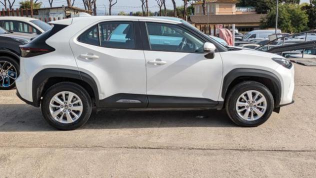 TOYOTA Yaris Cross Hybrid FWD Business 1.5cc 116cv E-CVT rif. 24052103 - Foto 4