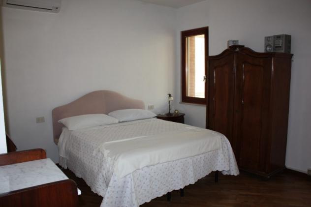 MASSA, centralissimo, appartamento al 5° piano con ascensore. L'immobile è stato completamente risistemato e si compone internamente di: sala, cucino - Foto 11