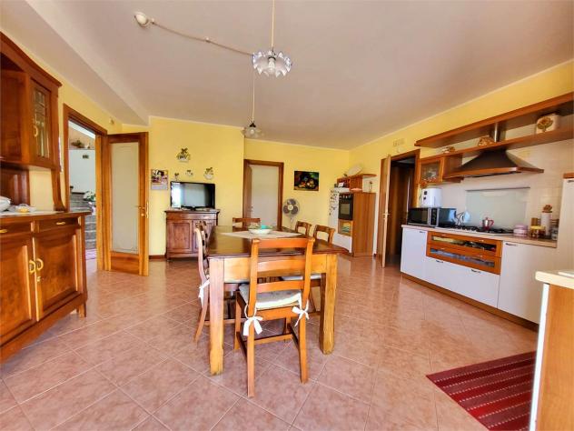 V005554 - VILLAFRANCA – VILLA SINGOLA CON GIARDINO DI 2.000 MQ - Foto 11