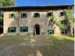 Villa in vendita a Volterra 1000 mq  Rif: 1410421