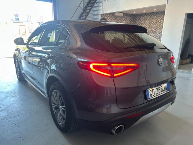 Alfa Romeo Stelvio 2.2 Turbodiesel 160 CV AT8 RWD Business - Foto 6