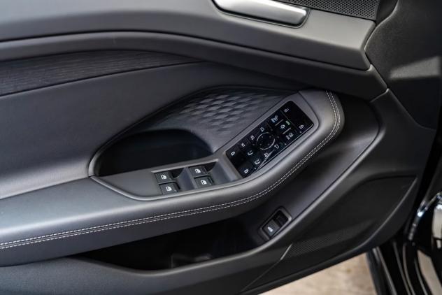 Audi A6 Avant TDI quattro 150 kW S tronic line edition - Foto 6