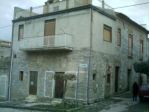 casa indipendente con ampio terrazzo