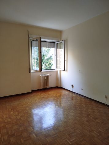Ampio bilocale con cucina abitabile e balcone in zona Grazie Vecchie - Foto 2