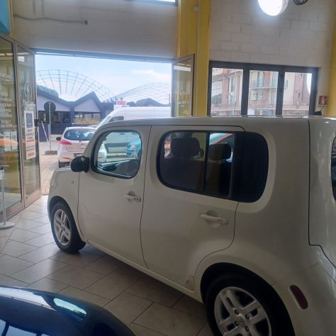 VERSATILE E SPAZIOSO NISSAN CUBE 1.5 - Foto 5