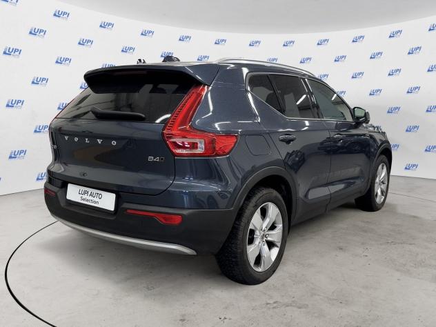 Volvo XC40 B4 AWD automatico Momentum Pro - Foto 2
