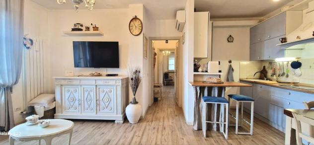 Villetta bifamiliare in vendita a Capezzano Pianore - Camaiore 79 mq Rif: 1424791