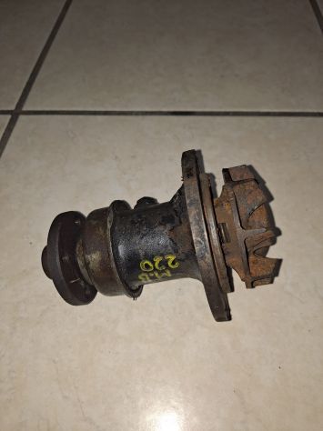 POMPA MERCEDES PONTON 180-180D W120 - Foto 3