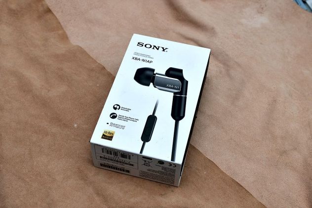Sony XBA-N1AP HI-RES Auricolari (nuovi mai usati)