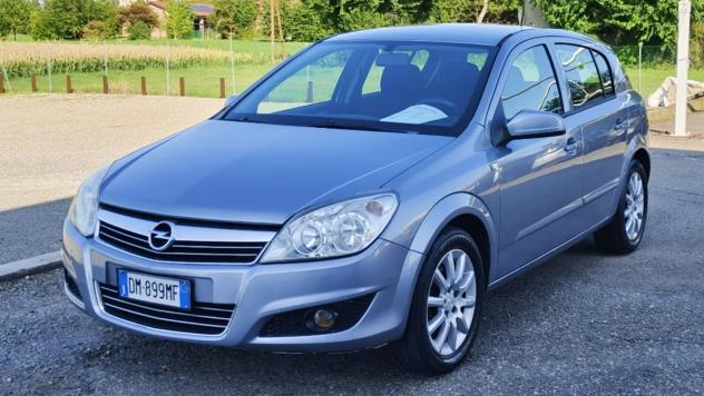 Opel Astra 1.6 16V VVT 5 porte Cosmo - Foto 2