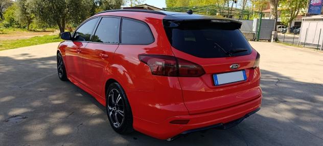Ford Focus 1.5 TDCi 120 CV Start&Stop Powershift SW ST Line - Foto 4