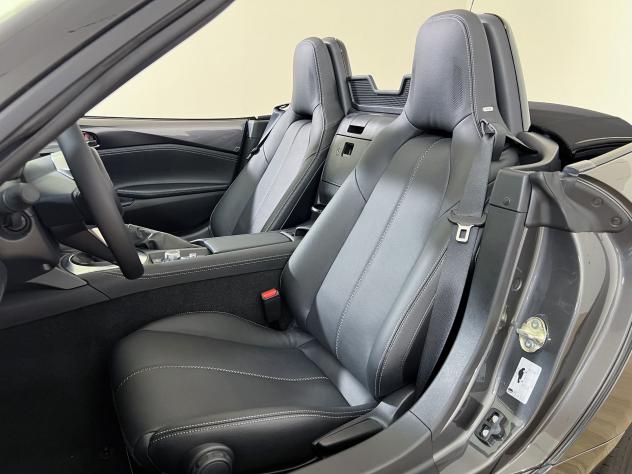 Mazda MX-5 MX-5 1.5 Exclusive-Line Driver Assistance 132cv - Foto 10