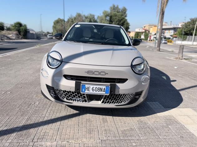 Fiat 600 Hybrid 110 CV DCT MHEV La Prima - Foto 2