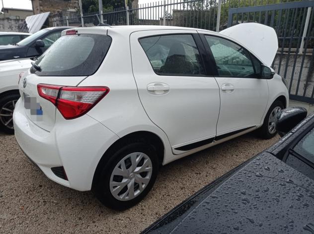 Toyota Yaris 1.0 72 CV Benz. 38000km- 2020 - Foto 3