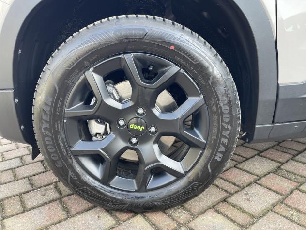 Jeep Avenger 1.2 turbo e-hybrid mhev Upland 4xe 145cv edct6 - KM0 - Foto 7
