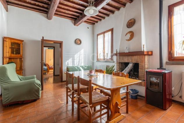 GRANDE PROPRIETÀ INDIPENDENTE CON AMPIO LOTTO ESTERNO - Foto 2