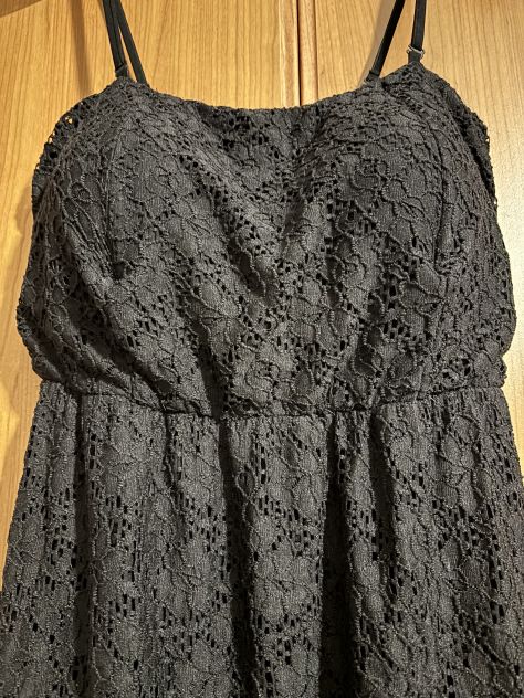 MINI ABITO/VESTITO OTTIME CONDIZIONI,PIZZO NERO,ELASTICIZZATO,MARCA URBAN CLASSI - Foto 9