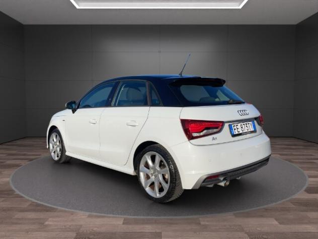 AUDI A1/S1 A1 SPB 1.4 TDI Admired - Foto 6