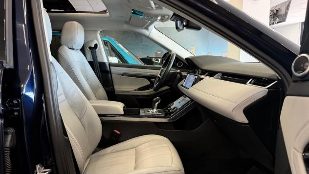 RANGE ROVER EVOQUE SE 2.0 MHEV AWD 204CV TETTO PELLE NAVI ANNO 2022 - Foto 9