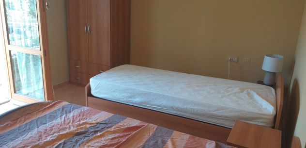 AMPIO APPARTAMENTO RISTRUTTURATO CON GIARDINO E GIÀ LOCA - Foto 4