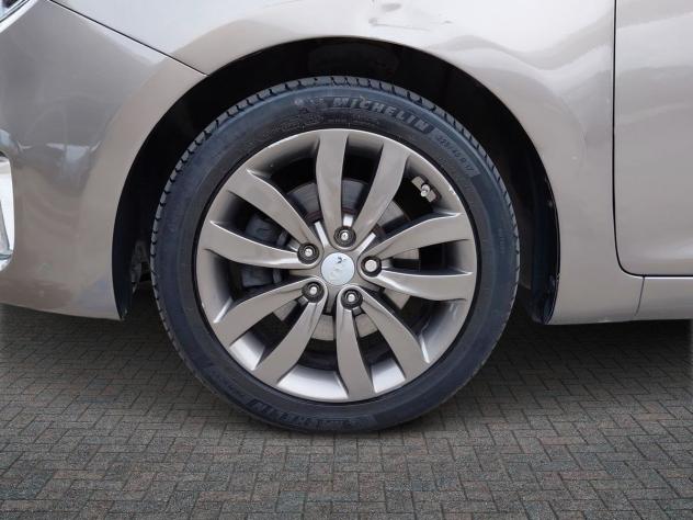 Kia Carens 1.7 CRDi 141cv CLASS DCT - Foto 7
