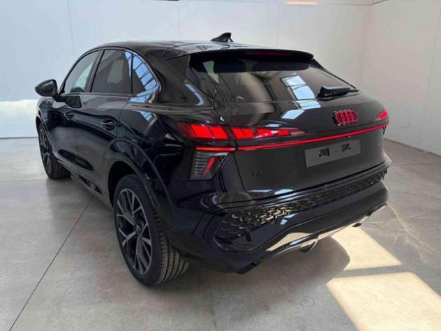 AUDI Q3 Q3 SPORTBACK TDI 193CV QUATTRO S-TRONIC BLACK LINE rif. 24008605 - Foto 2