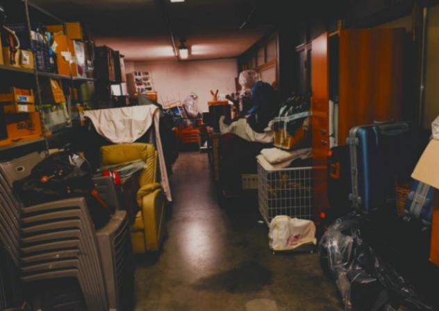 Immobile in asta di 413 m² con più di 5 locali in vendita a Modena - Foto 6