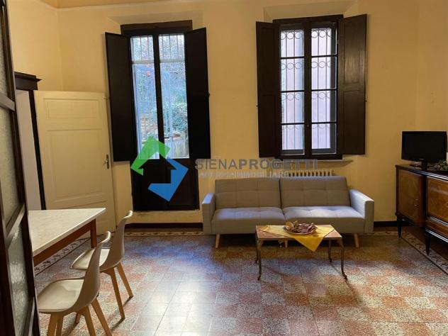 Un Gioiello Segreto nel Cuore di Siena, Centro storico con giardino privato e tre posti auto. - Foto 7