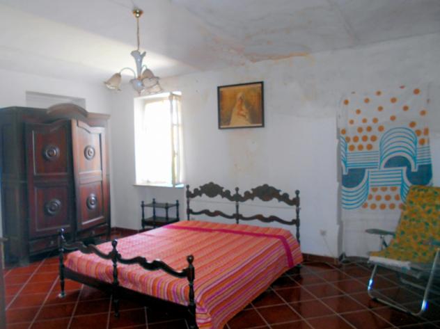 Calliano vendesi rustico 4 vani 372 Mq - Foto 6