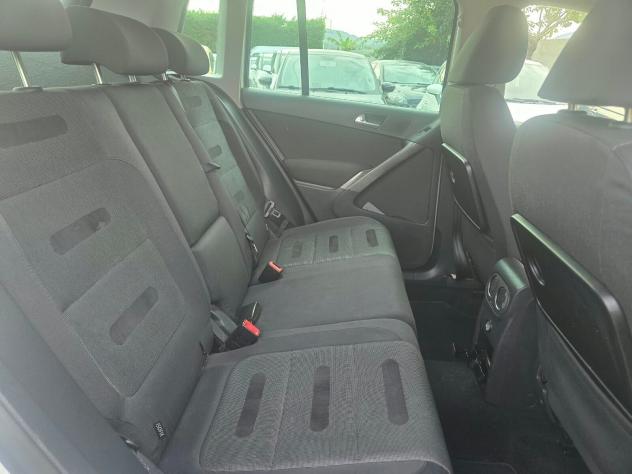 Volkswagen Tiguan 2.0 16V TDI DPF Sport & Style (18) - Foto 10