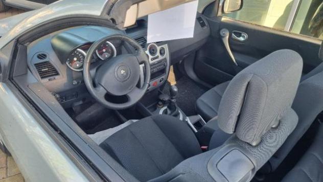 RENAULT Megane Mégane C-C 1.9 dCi Confort Authentique rif. 23435138 - Foto 6