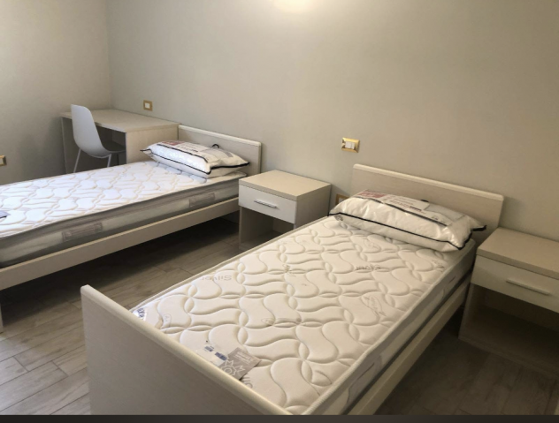 TRILOCALE IN VIA GIULIA DI BAROLO - Foto 3