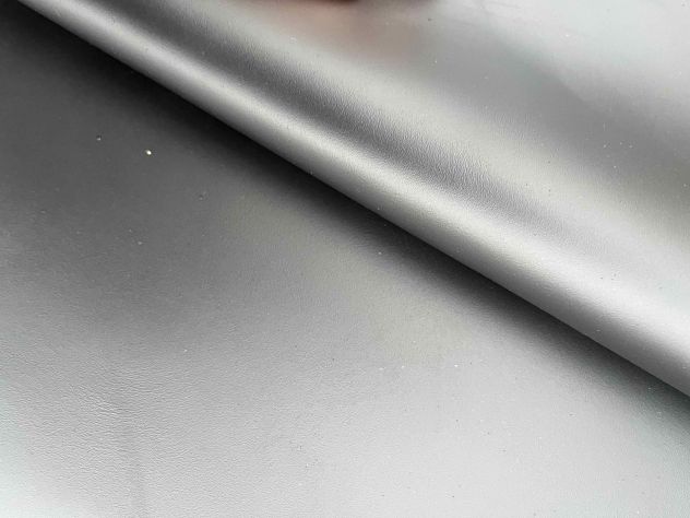 Smaltimento compro ritagli in pelle