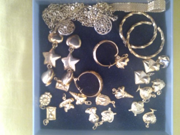 parure: anelli, orecchini, collane, orologi, alta bigiotteria nuova - Foto 6