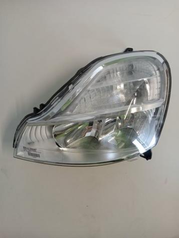 PROIETTORE SX (VALEO) 999-U1306287 Parti elettriche  Fanaleria  Proiettori  Proiettore ant. RENAULT - MODUS / G.MODUS - 01-02-2008 - 01-06-2013