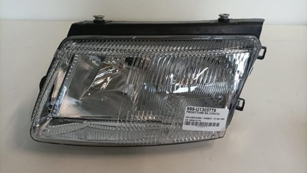 PROIETTORE SX (CONCO) 999-U1305779 Parti elettriche  Fanaleria  Proiettori  Proiettore ant. VOLKSWAGEN - PASSAT - 01-08-1996 - 01-11-2000