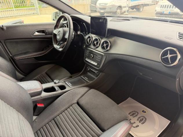 MERCEDES-BENZ GLA 200 d Automatic 4Matic Premium rif. 24221133 - Foto 10
