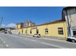 Magazzin di 8 locali in Vendita[30 mq]