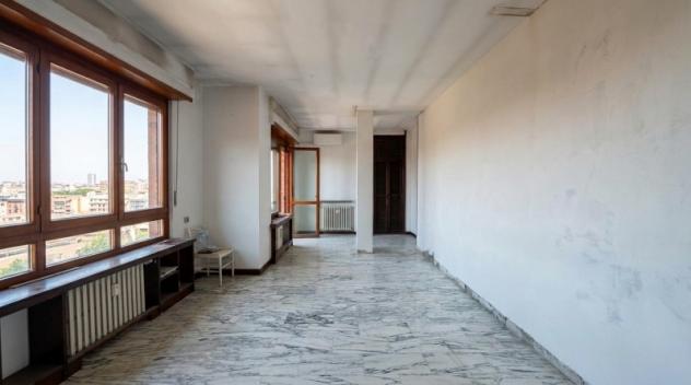 Appartamento Quadrilocale con Terrazzo Panoramico a Moncalieri - Foto 9